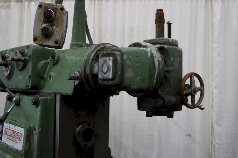 KEARNEY & TRECKER MILL: STOCK #75371