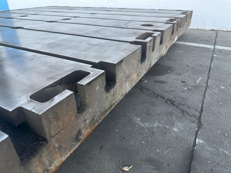 8' X 20' X 7" BAY CITY T SLOTTED FLOOR PLATES: STOCK #75017