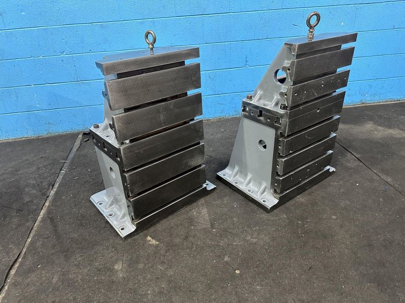 (1) SET OF 16" X 30" T SLOTTED DEVLIEG ANGLE PLATES: STOCK #74302
