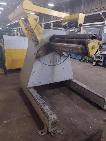 20,000 LB 10 TON X 48" RED BUD (RBI) MOTORIZED COIL REEL / UNCOILER & STRAIGHTENER FEED LINE: ST