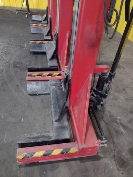 (4) 17,000 LBS EACH/68,000  LBS TOTAL EUROGAMMA  PORTABLE COLUMN LIFTS JACKS : STOCK #19497