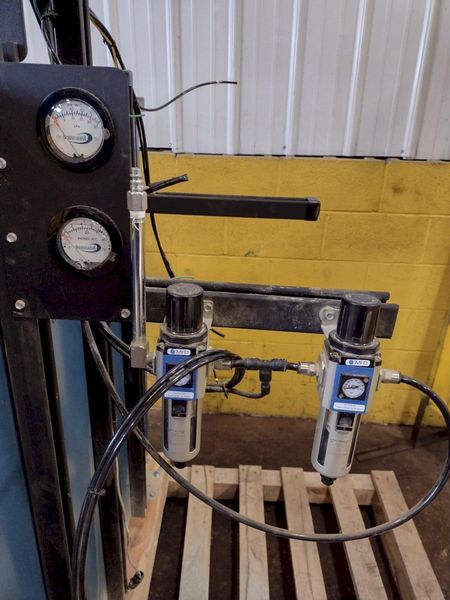 15 HP DUSTCONTROL MODEL #DC-11 & RAF-1600 DUST COLLECTOR SYSTEM: STOCK #17160