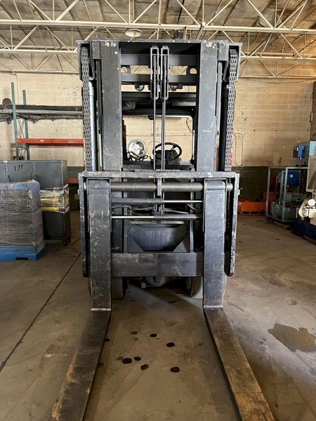 30,000 LBS TAYLOR MODEL #TCO-300S HEAVY DUTY RIGGER FORKLIFT: STOCK #18136