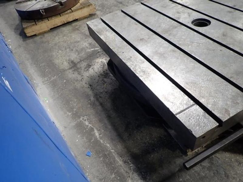 48' X 48' LUCAS MANUAL ROTARY TABLE: STOCK 71874 #71648
