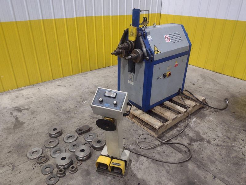 2" x 2" x 3/8" TAURING MODEL #SAF DS60 HYDRAULIC ANGLE ROLL BENDER, NEW 2003: STOCK #22814