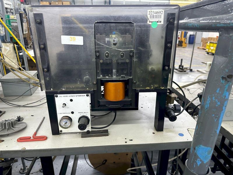 MECTRIX MX-900B WIRE STRIPPER: STOCK #20103