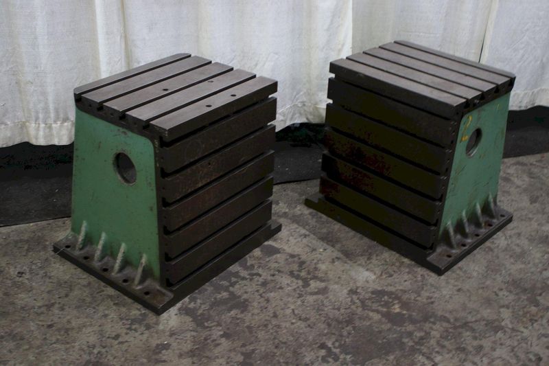 1 SET OF DEVLIEG 20-1/2" X 25" T SLOTTED ANGLE PLATES: STOCK #75545