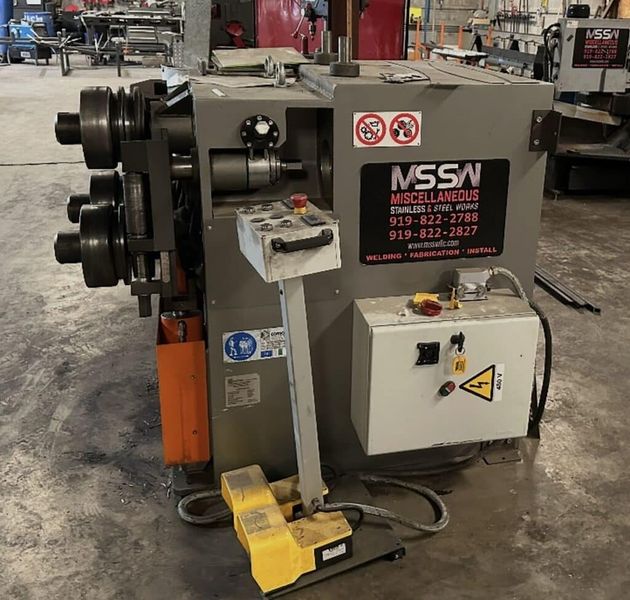 Carell Industrial Comac 305 HV Angle Roll