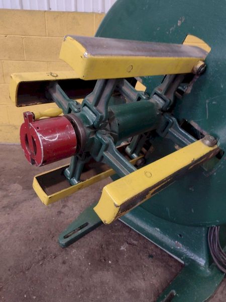 2500 LBS  x 18" LITTELL MODEL #25 PULL OFF COIL REEL UNCOILER: STOCK #16503