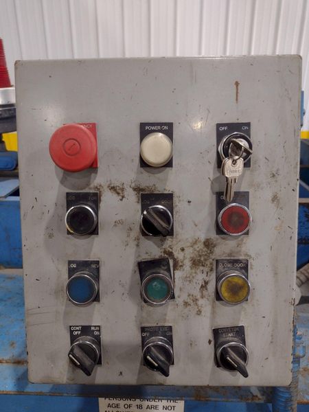 30" X 40" KMF MODEL 3040L CLOSED END HYDRAULIC HORIZONTAL BALER: STOCK #17911
