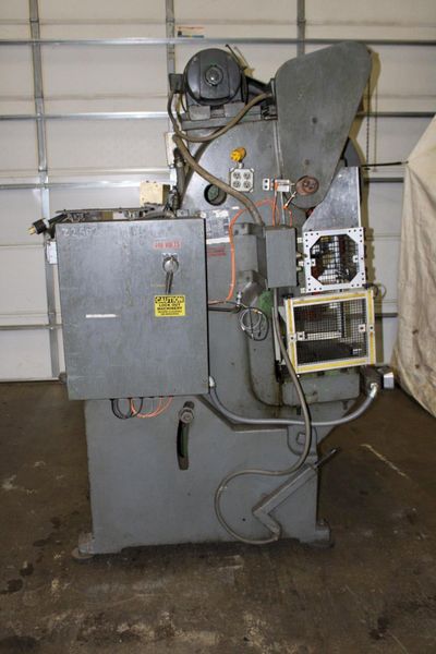 32 TON MINSTER OBI PRESS