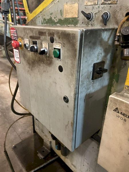 10,000 LB x 12" x .250" Colt Coil Cradle Straightener
