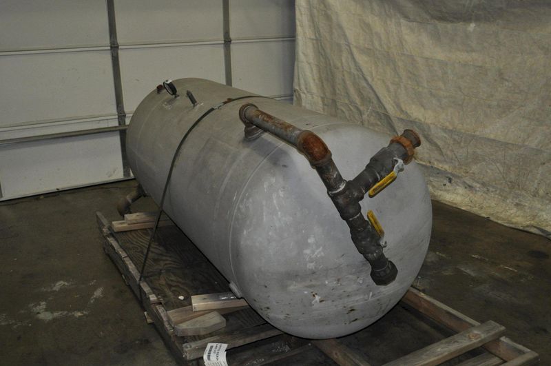 400 Gallon Sylvan Air Surge Tank