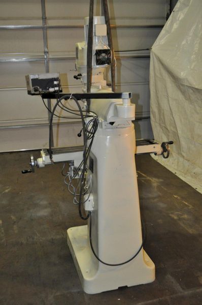 2 HP SUPERMAX VERTICAL MILL