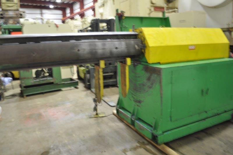 40000 LB x 72" ROWE MOTORIZED UNCOILER