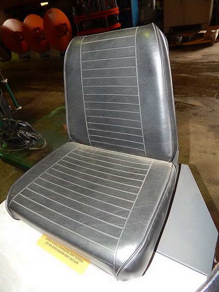 ADVANCE FLOOR SWEEPER