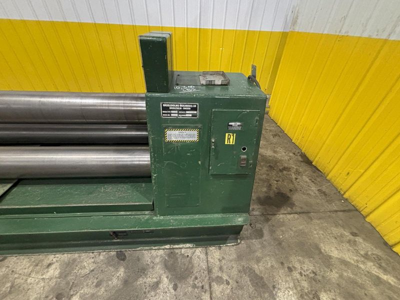 12' X 1/4" ROUNDO MODEL #PS-205 DOUBLE PINCH HYDRAULIC 3 ROLL PLATE ROLL: STOCK #23118
