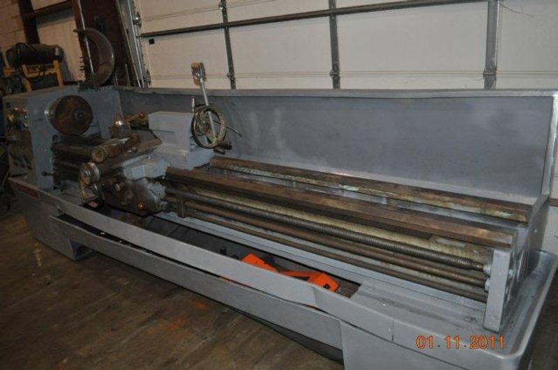 17" X 120" CLAUSING COLCHESTER ENGINE LATHE