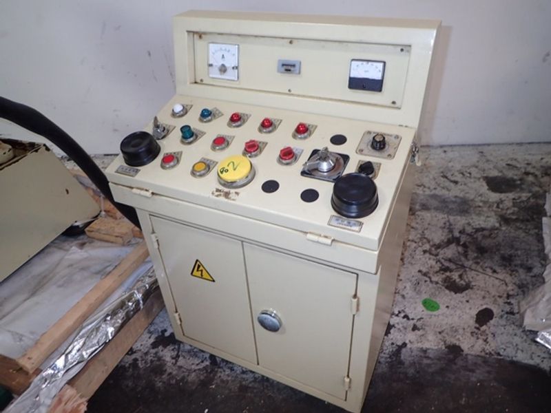20 TON CHIN FONG GAP FRAME PRESS