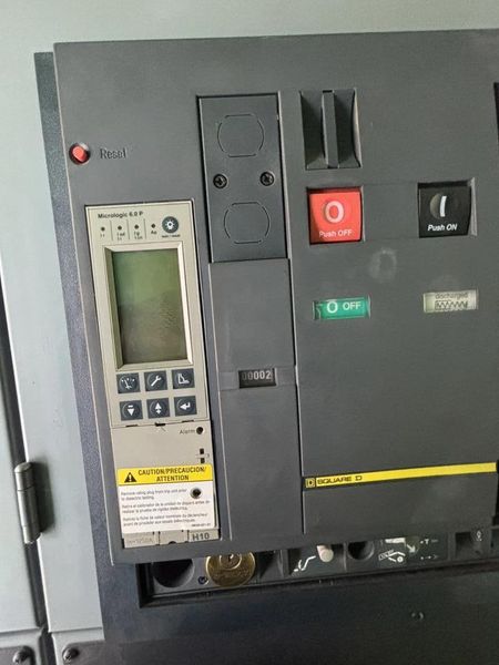 1600 Amp 2200v 700v 50ka Delta Wye Main Breaker