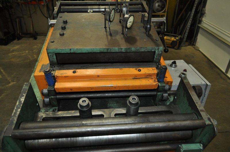 6,000 Lb x 15" x .125" Jaco Coil Cradle Straightener