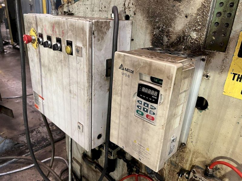 10000 LB X 12" X .312 COLT COIL CRADLE STRAIGHTENER