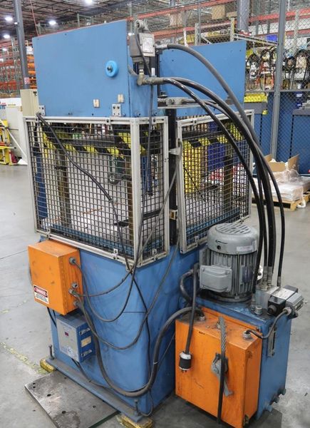 4.5 TON NEFF 4 POST HYDRAULIC PRESS