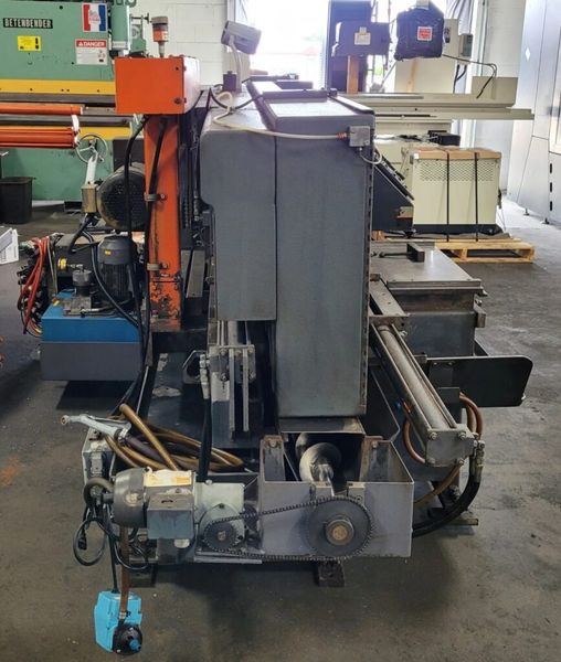 HEM H130HA-C 16″ x 16″ Automatic Horizontal Bandsaw (2014)