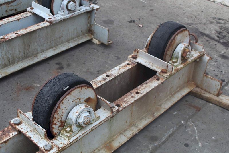 15 TON ARONSON TANK TURNING ROLLS 1 DRIVE & 2 IDLERS: STOCK # 72464
