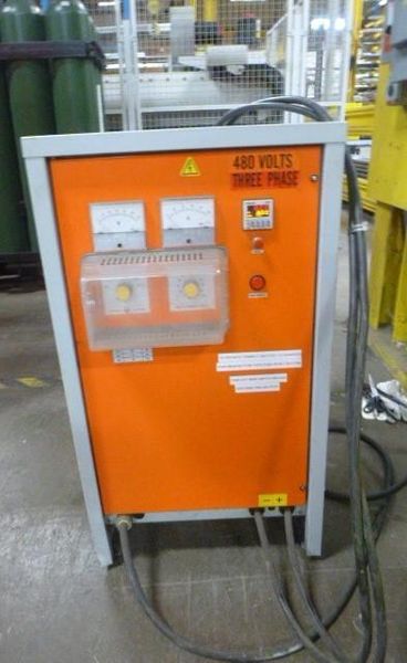 8,000 Lbs. (3700 kg) Hubtex Model MSU37 Electric Multidirectional Sideloader
