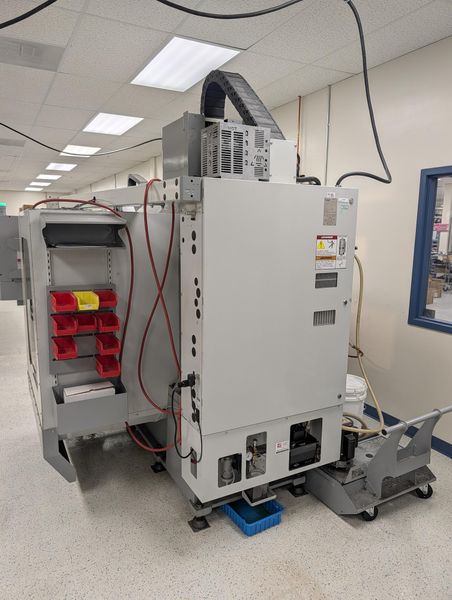 Haas VF-1D CNC Vertical Machining Center, Haas Coldfire CNC Control, 10,000 RPM, 20 ATC, LESS THAN 3000 SPINDLE HOURS- Auction Item