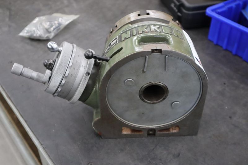 Nikken RSI-5 Rotary Table, Horizontal-Vertical Mount, 6.75" Table Diameter, Hand Feeds, Lock- Auction Item