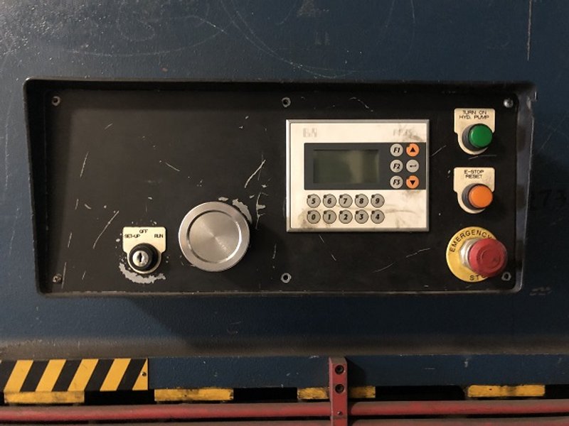 2006 Elgin 13' x 1/4" Hydraulic Shear