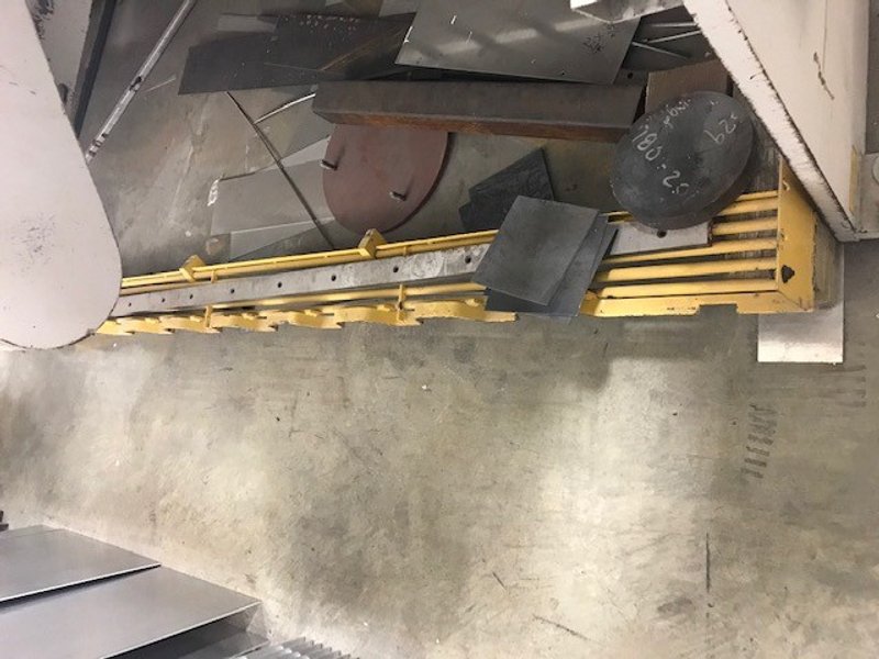 10' x 1/4" Hydraulic Shear, Programmable Back Gauge Controls, Squaring Arm, Supports