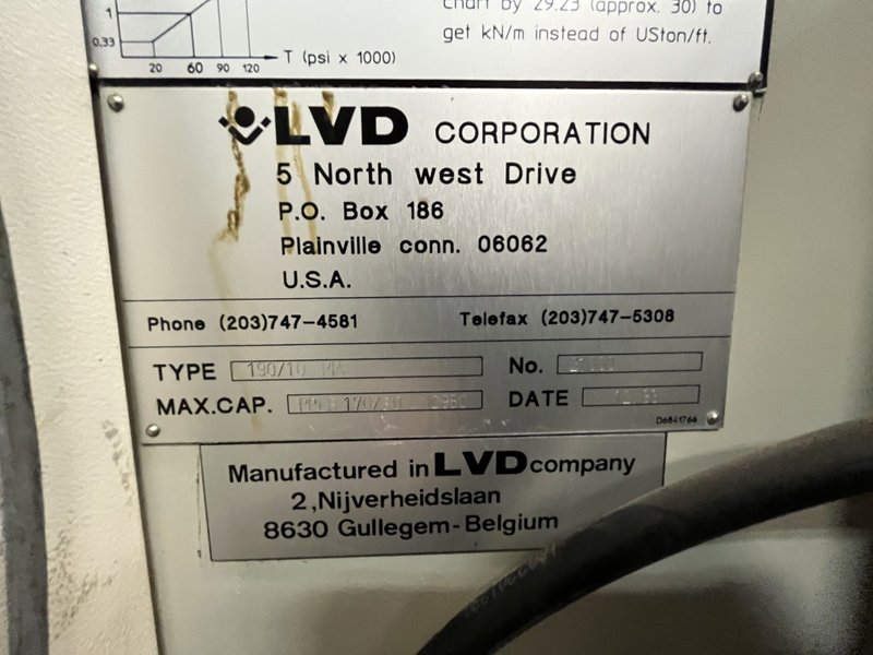 Refurbished 1998 LVD 10' Press Brake. 
Bed Size: 10′
Capacity: 190 Tons
Cyb-19 control
