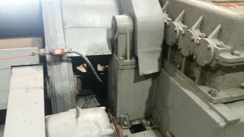 1952 WEBB Roll 9L 1312 12.2' x 1/2" Initial Pinch Plate Bending 3 Roll 25HP WITH 25 HP Motor and the Control System is a variable frequency drive DC controller. Under Power and Running