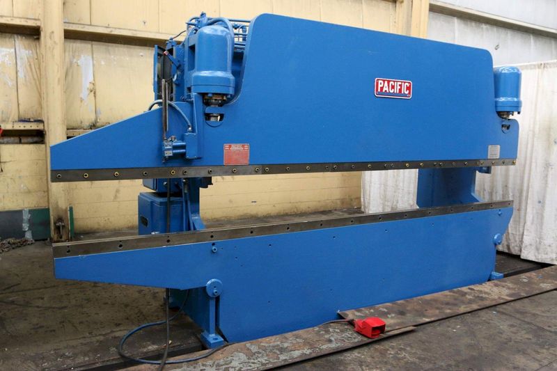 70 TON X 14' PACIFIC HYDRAULIC PRESS BRAKE: STOCK #61682