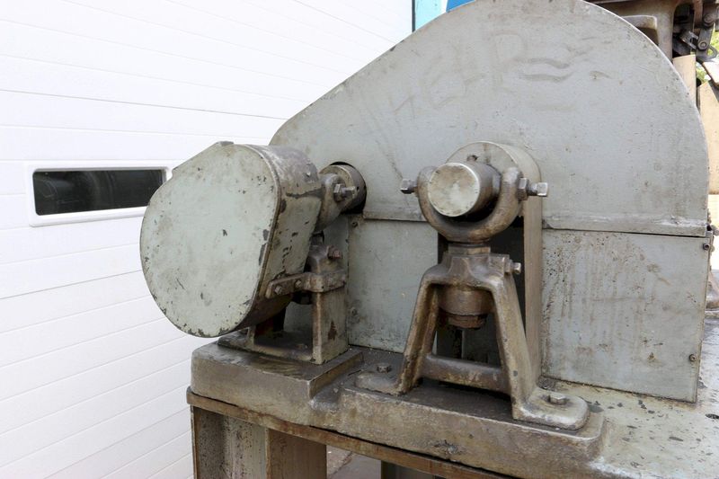 3' X 24' MITTS & MERRILL MODEL #5 KEYSEATER: STOCK #70537