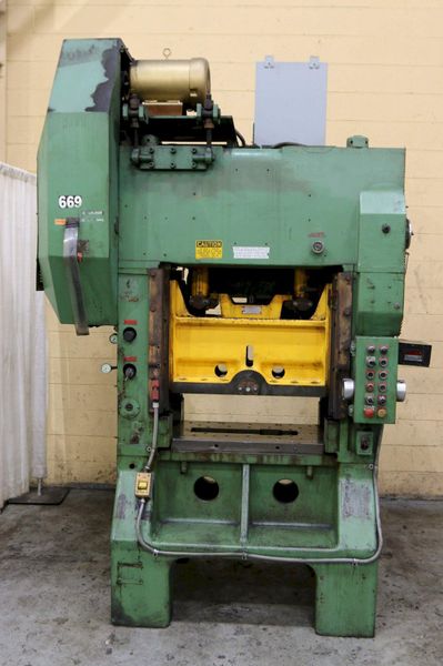 45 TON L & J SSDC PRESS: STOCK #71087
