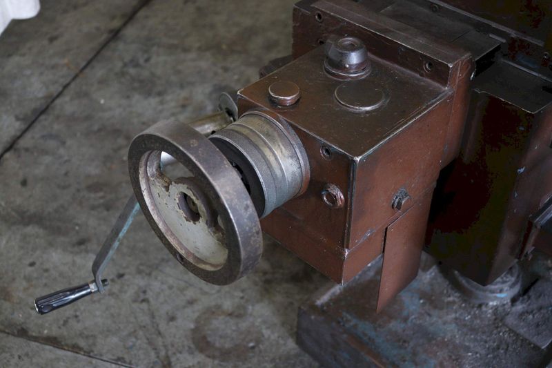 4HP INDUMA MODEL #4SA RAM TYPE VERTICAL MILL: STOCK #73329
