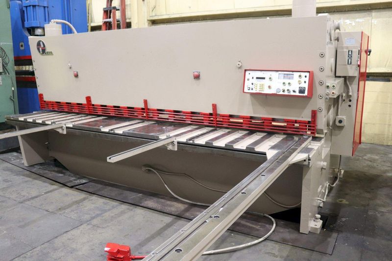 13' X 1/2' AMADA HYDRAULIC POWER SQUARING SHEAR: STOCK #72684