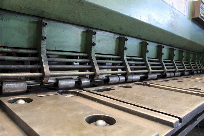 10 X 1/2 CINCINNATI 1999 MODEL #500HS10 HYDRAULIC SHEAR: STOCK #69768