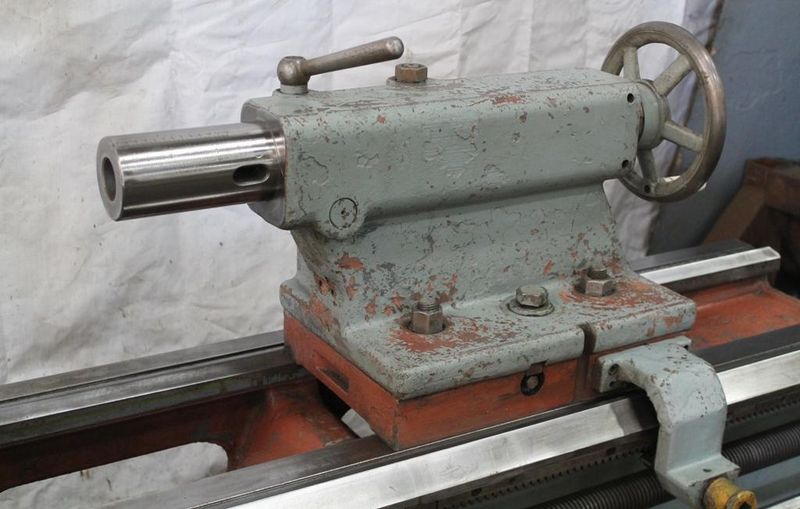 25" X 164" TOS ENGINE LATHE: STOCK # 63995