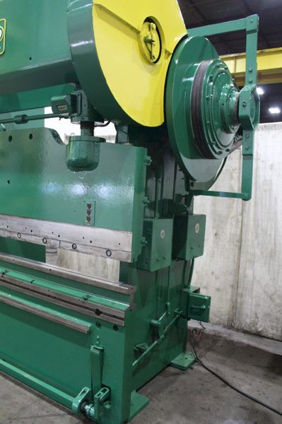 225 TON X 8' DREIS & KRUMP MODEL 506D PRESS BRAKE: STOCK #70991