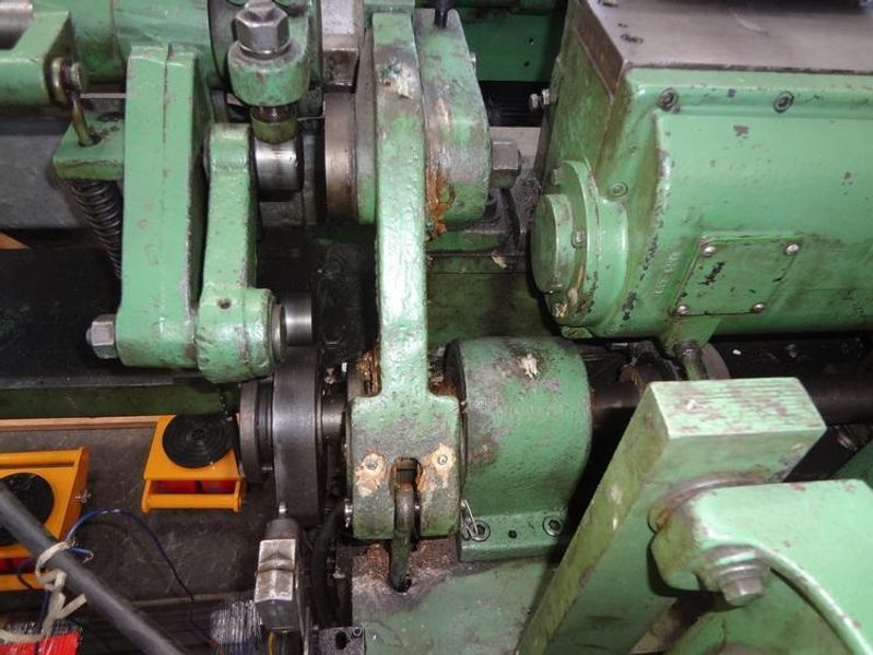 5/16" Shuster 2A4V Wire Straighten & Cut Off Machine