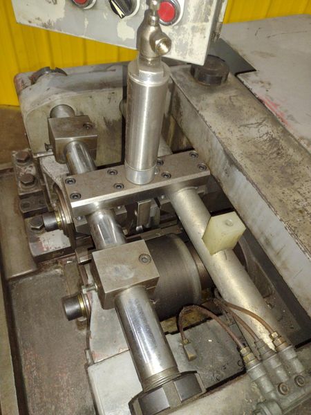 16 TON NISSEI MODEL #FA16 2-DIE INFEED THREAD ROLLER : STOCK #19733