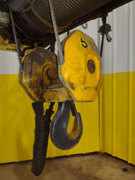 5 TON 10,000 LBS KONE MODEL #FEM 1AM POWER CABLE HOIST WITH TROLLEY: STOCK #18668