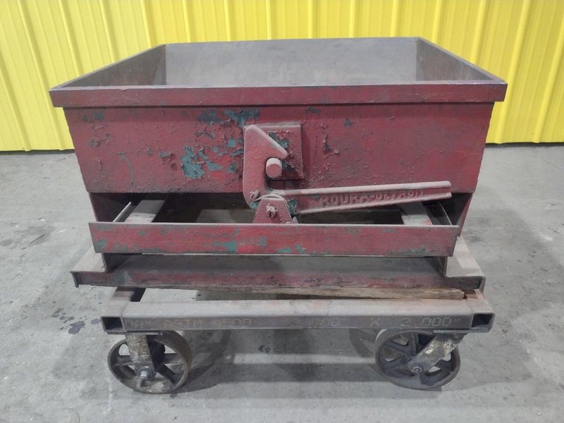 39" X 38" X 30" ROLLING SHOP DUMP HOPPER: STOCK #19361