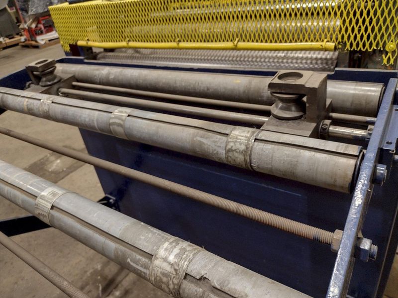 36" X 18 GAUGE AMERICAN STEEL LINE 5  ROLL STRAIGHTENER STOCK #11424