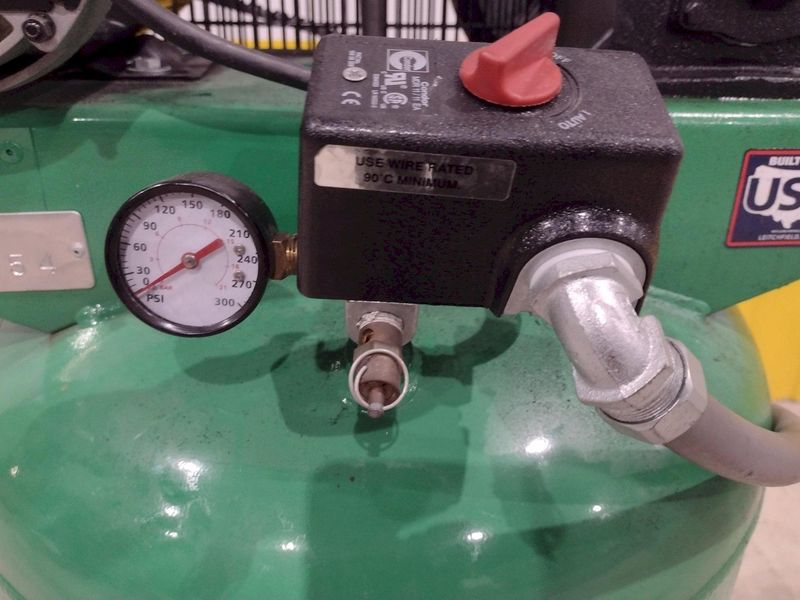 3.7 HP SPEED MODEL #4ME96 VERTICAL AIR COMPRESSOR: STOCK #20148